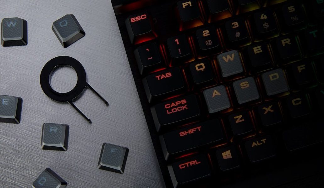 CORSAIR K70 RGB MK.2 Türkçe Cherry MX Red Gaming Mekanik Klavye (CH-9109010-TR) h2