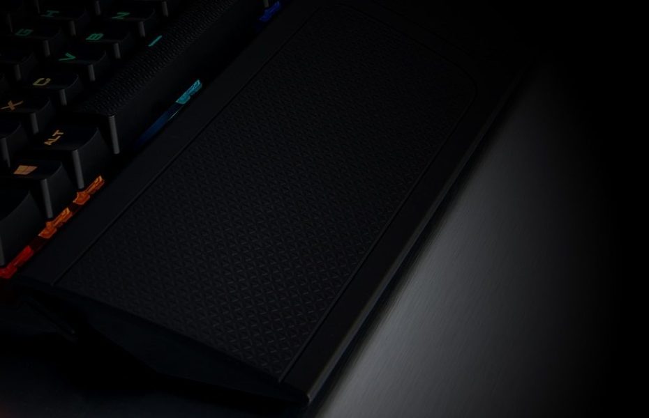 CORSAIR K70 RGB MK.2 Türkçe Cherry MX Red Gaming Mekanik Klavye (CH-9109010-TR) h6