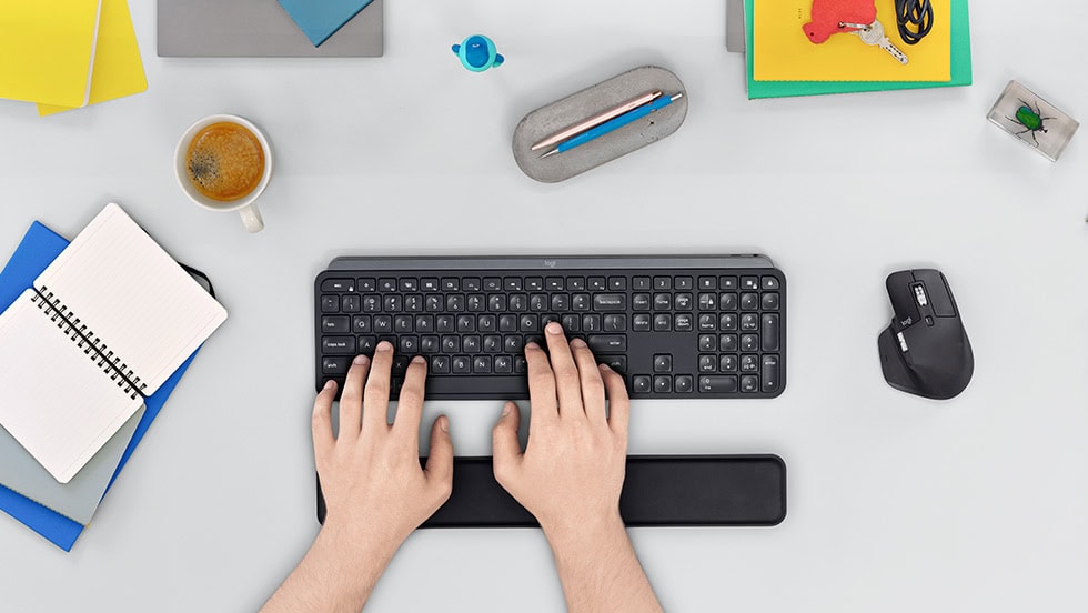 https://www.laptop.com.tr/wp-content/uploads/2023/04/1_logitech-mx-keys-aydinlatmali-tam-boyutlu-kablosuz-turkce-q-klavye-siyah-920-010087-397568.jpg