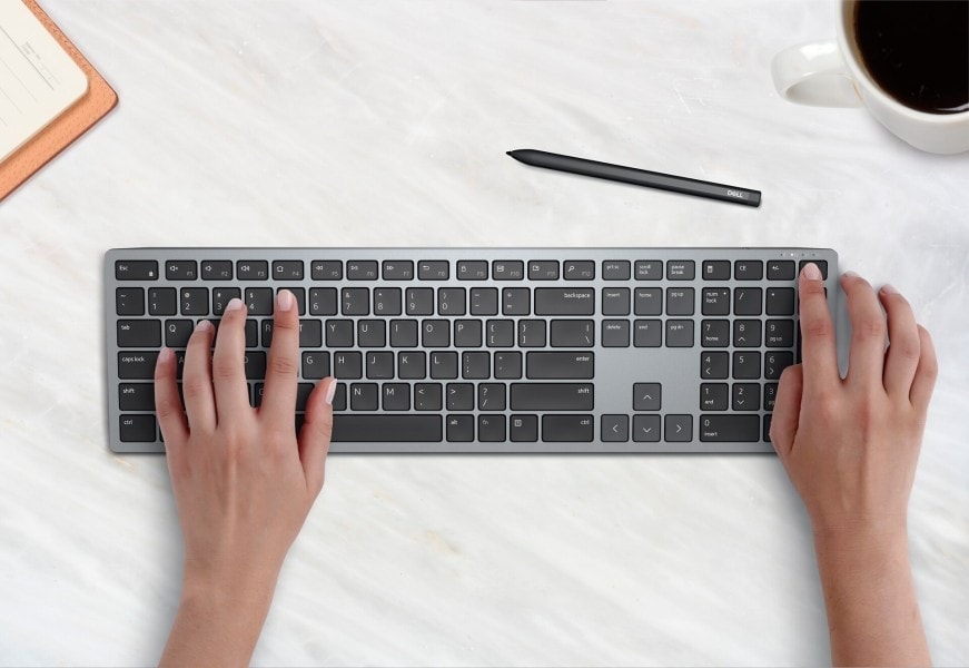 https://www.laptop.com.tr/wp-content/uploads/2023/09/dell-kb700-580-akpt-kablosuz-ingilizce-q-klavye-415176-871x600.jpg
