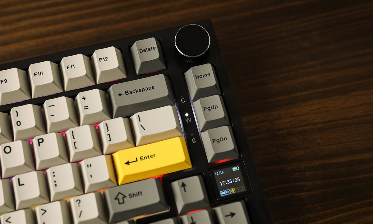 1,6M RGB ve Mac/Win Uyumluluğu ile Güneye bakan LED'ler