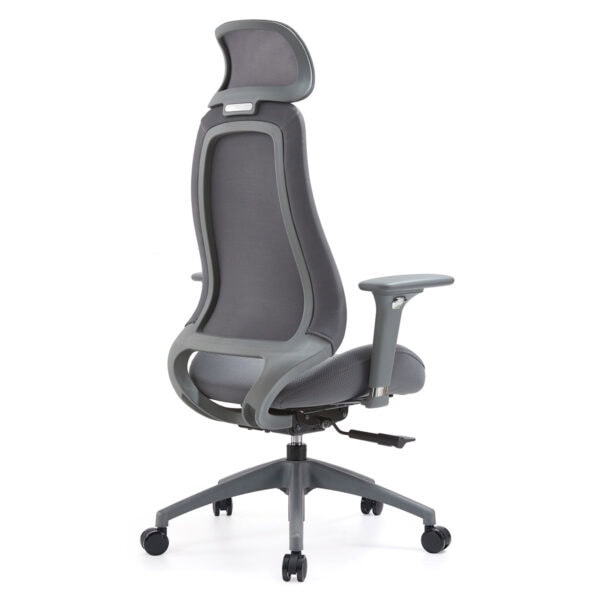 Yüksek ergonomili ofis ve çalışma sandalyesi, ayarlanabilir sırt desteği ve konforlu oturma yüzeyi ile ofis ortamına uygun. Modern tasarım ve dayanıklı malzeme ile uzun süreli kullanım sağlar.