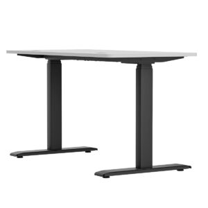 Esnek yükseklik ayarlı elektrikli çalışma masası, ofis ergonomisi ve konforu için ideal, modern ve sağlam tasarım, ofis ve çalışma alanlarına uygun.