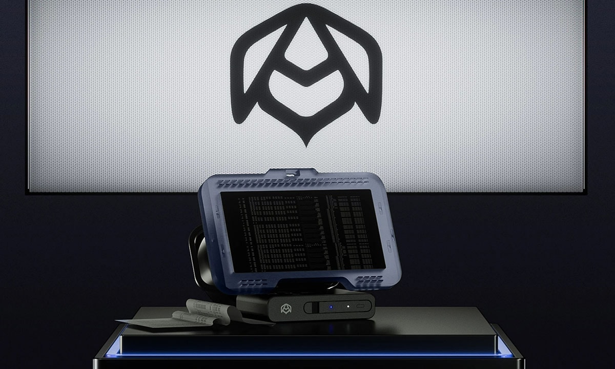 Yapay zeka destekli bilgisayar ve monitör seti, güvenlik ve analitik teknolojileriyle donatılmış ileri seviye donanım. Yüksek performanslı bilgisayar ve ekran, siber güvenlik, veri analizi ve gelişmiş teknolojilere uyum sağlayan profesyonel çözümler.