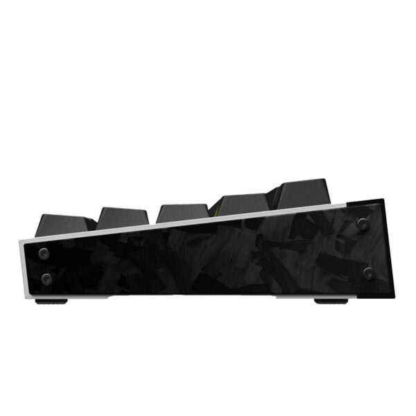 Yüksek kaliteli siyah ve gri oyuncu klavyesi, ergonomik tuşlar ve ışıklandırmalı tasarım ile oyun deneyimini artırır.