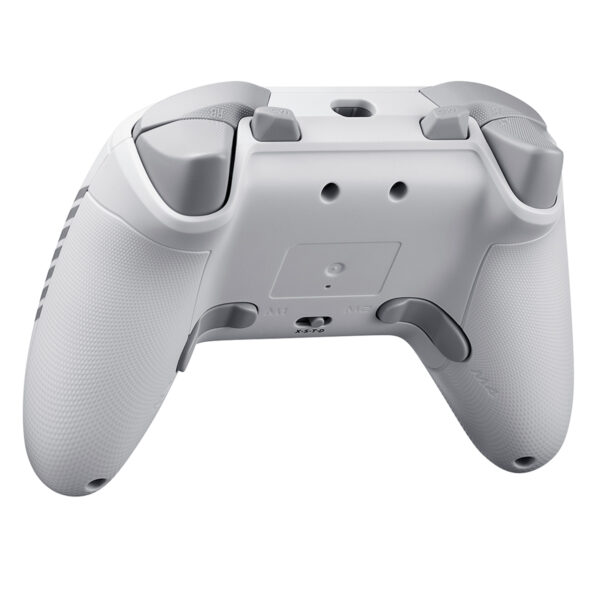 Yüksek yenilikçi kablosuz Playstation 5 DualSense kontrol cihazı, gelişmiş titreşim ve dokunsal geri bildirim özellikleri ile oyun deneyimini zenginleştirir. Rafine detaylara sahip, ergonomik tasarım ve hızlı tepki sunan tuşlar ile mükemmel kullanımı sağlar. Aynı zamanda adaptör bağlantısı ve dayanıklı materyali ile uzun süreli konfor sunar. Modern ve şık görünümlü oyun kolu, tüm oyun tutkunlarının vazgeçilmezi olmaya adaydır.