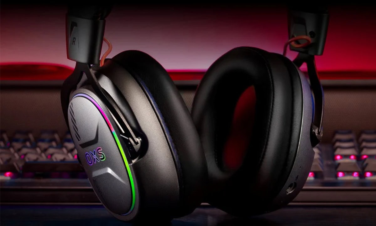 Kulaklık, RGB aydınlatmalı oyun kulaklığı, konforlu başlık ve yüksek ses kalitesi ile profesyonel gaming deneyimi sağlar. Laptop ve bilgisayar aksesuarları için ideal.