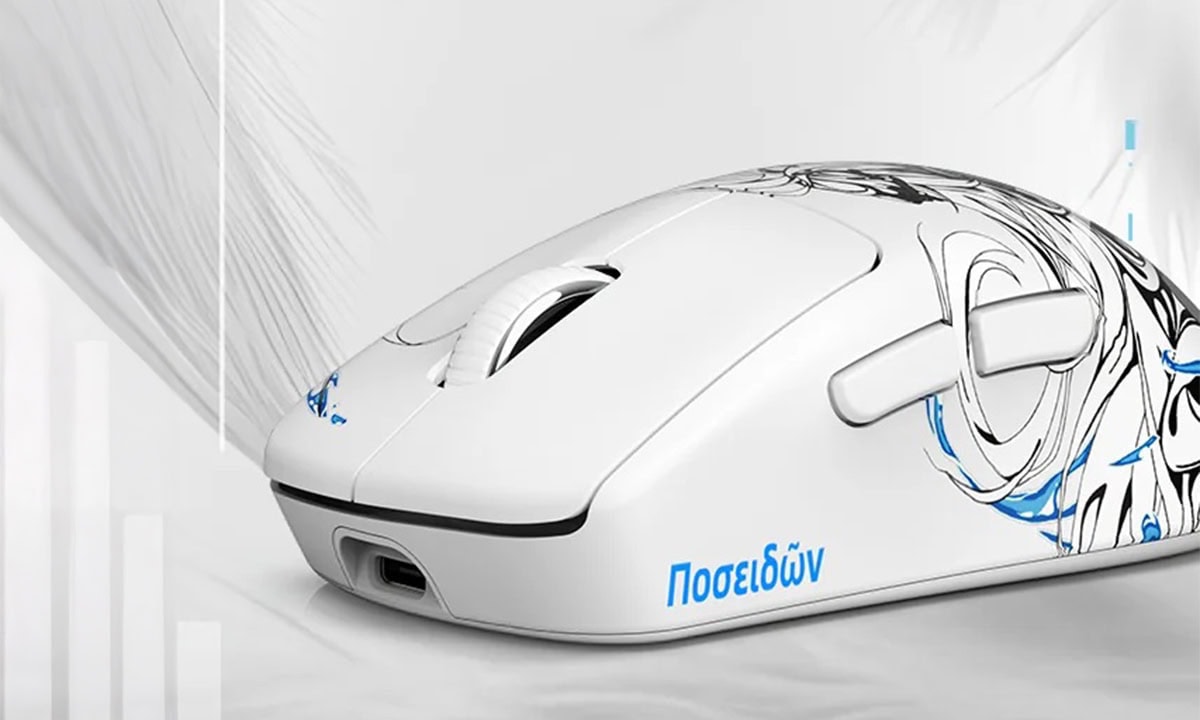 Yüksek teknolojili temizlik robotu, şık tasarımı ve gelişmiş özellikleriyle ev ve ofis temizliği için ideal. Otomatik hareket eden, su püskürten ve pratik kullanım sağlayan akıllı robot.