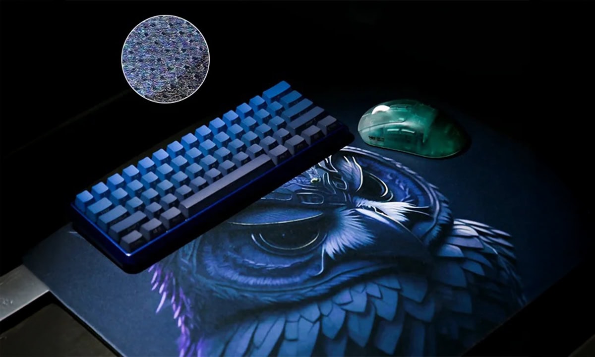 Yüksek performanslı oyun mouse ve klavye, ergonomik tasarımıyla oyunculara hızlı ve hassas kontrol sağlar. LED aydınlatmalı tuşlar ve dayanıklı yapı ile oyun deneyimini üst seviyeye çıkarır.