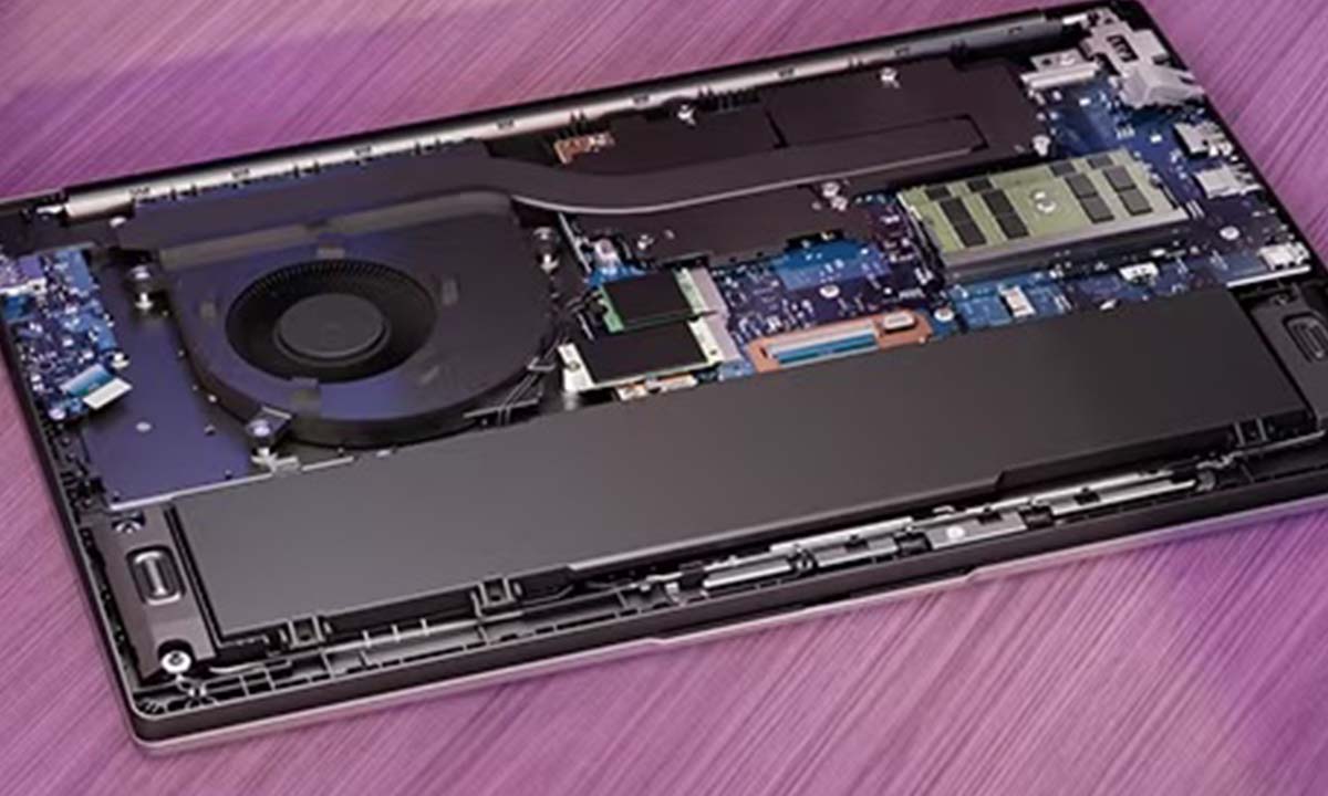 Çift SSD ve RAM Yuvası