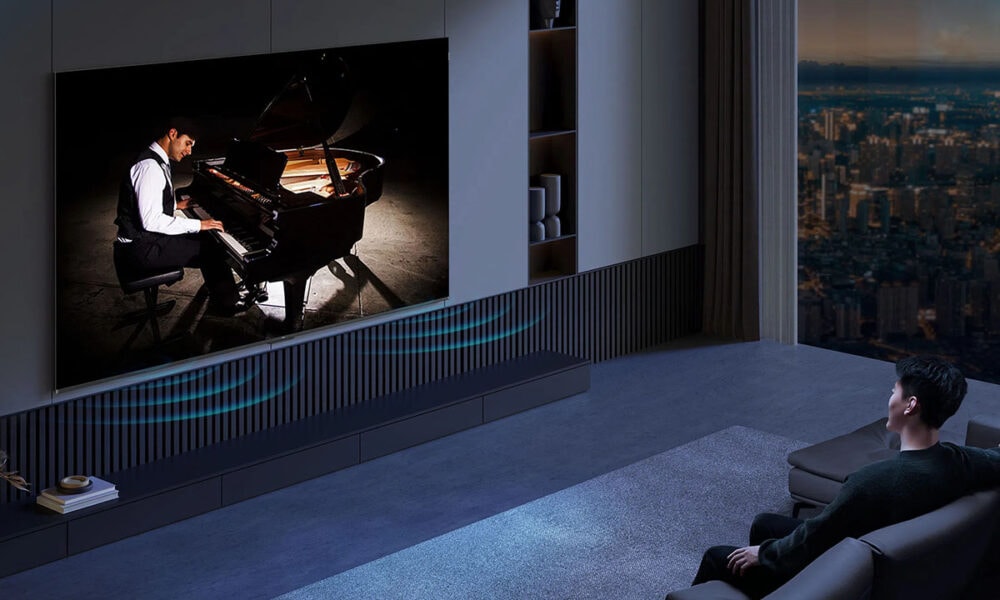 Yüksek çözünürlüklü televizyon ekranında piyanist performansı, detaylı ve net görüntü ile müzik tutkunlarına üstün izleme deneyimi sunar.