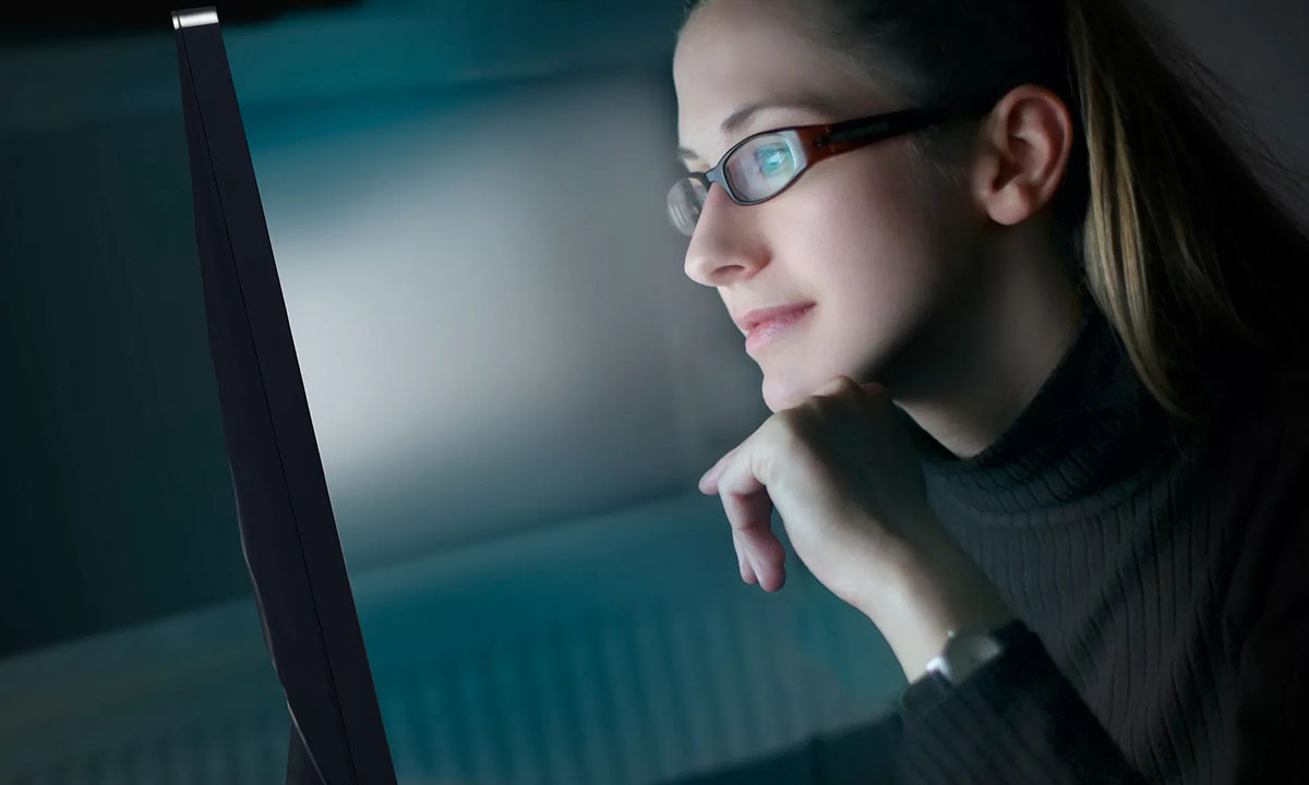 SoftBlue Teknolojisi: Rahat Görüntüleme İçin