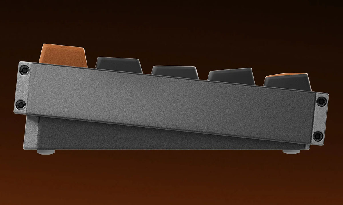 Renk Uyumlu Yan Detaylar