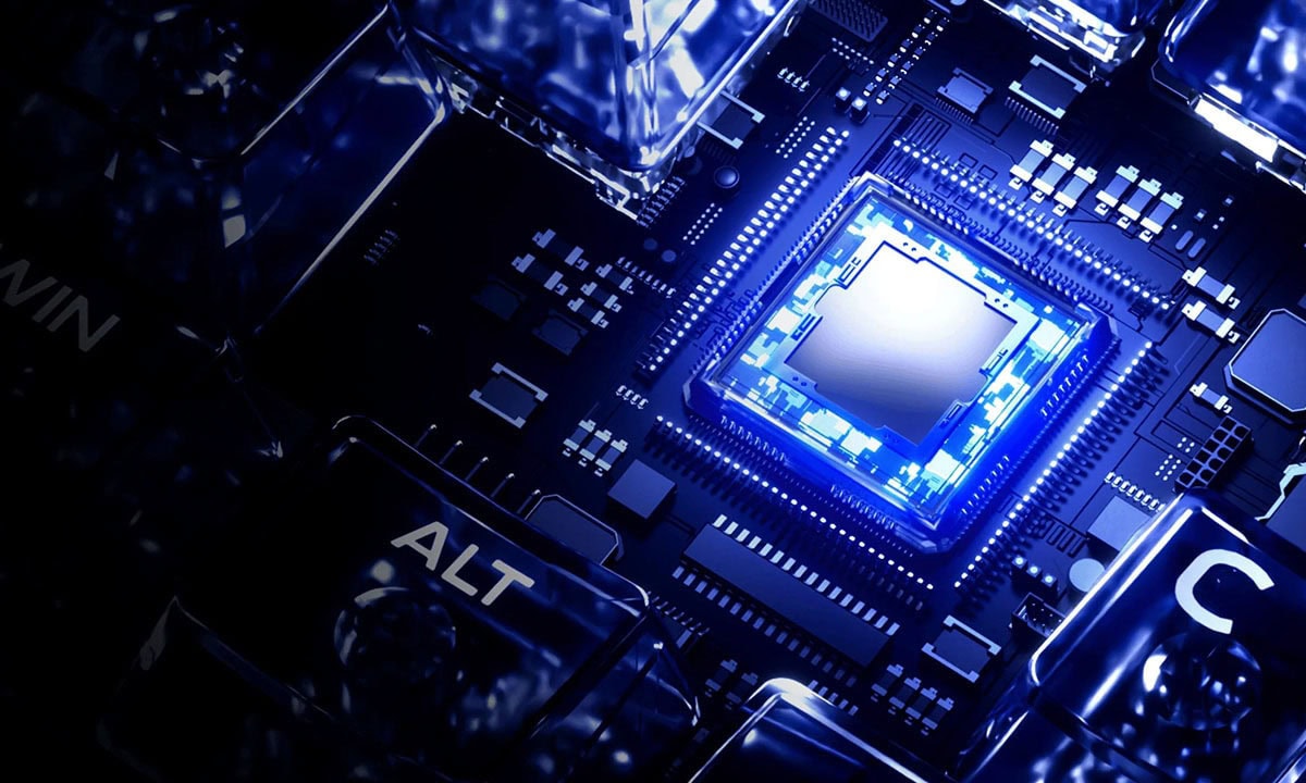 Yüksek performanslı MCHOSE Ace 68 Turbo Esports RGB klavye, Mount Tai magnetik anahtarlar ve 16K Hz Hall Effect teknolojisi ile oyun deneyimini artırır.