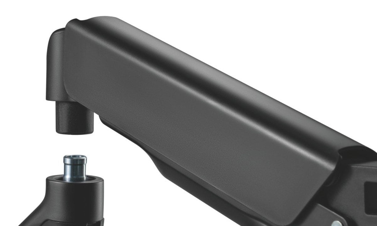 Amortisörlü Siyah Monitör Kolu, 17-32 inç ekranlar için uygun, ayarlanabilir ve dayanıklı tasarımıyla ergonomik çalışma ortamı sağlar.