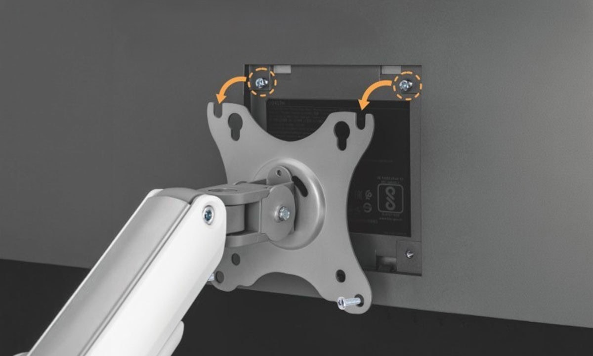 Brateck 17-32 inç uyumlu amortisörlü gümüş monitör kolu, ergonomik ve ayarlanabilir tasarımıyla ekran konforunu artırır.