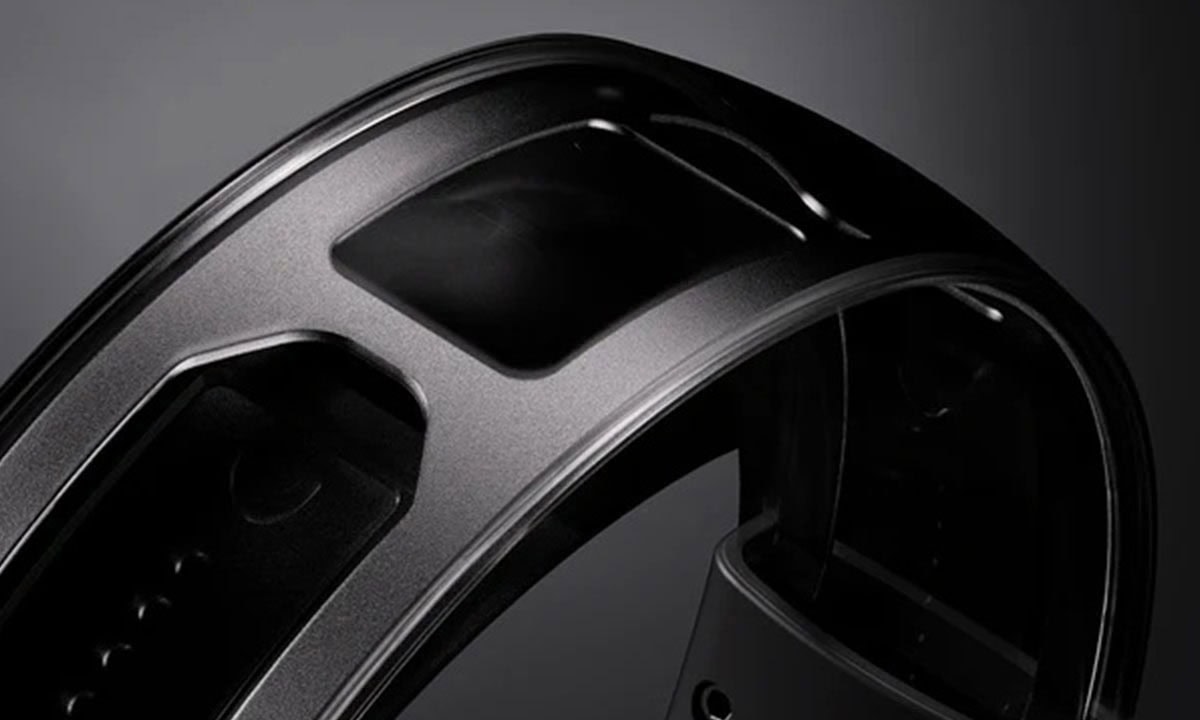 MCHOSE V9 Turbo Beyaz Altın renkli, 7.1 Surround ses özellikli, kablosuz gaming kulaklık, yüksek ses kalitesi ve konforlu tasarımıyla oyun deneyimini artırır.