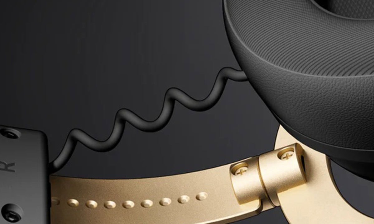 MCHOSE V9 Turbo Beyaz Altın 7.1 Surround Kablosuz Gaming Kulaklık, yüksek ses kalitesi ve konforlu tasarımıyla oyun ve müzik deneyimini artırır.