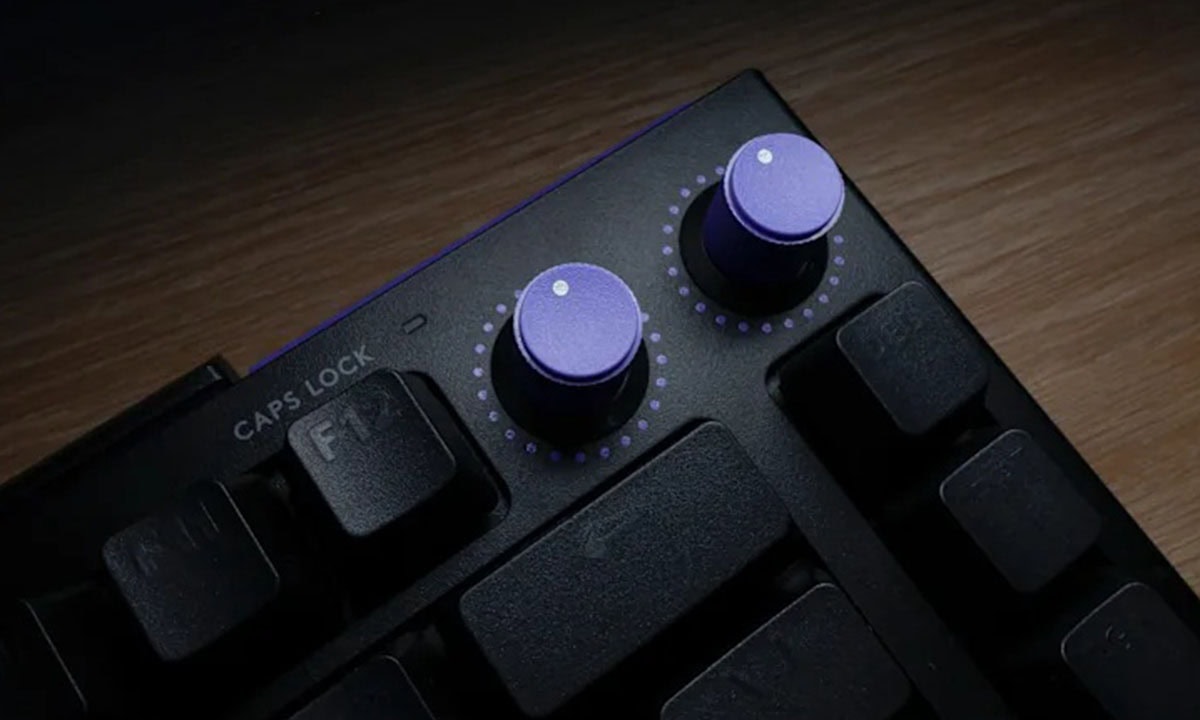 Logitech G512 X 98 Kablolu Siyah Gaming Klavye, dayanıklı yapısı ve hassas tuşlarıyla oyun deneyimini artırır. RGB aydınlatma ve programlanabilir tuşlar ile profesyonel seviyede performans sağlar.