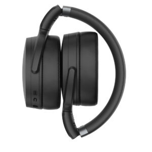 Yüksek kaliteli Sennheiser HD 450BT kablosuz kulaklık, güçlü bass ve net ses ile kablosuz özgürlük sunar. Katlanabilir tasarımıyla taşınabilir ve konforlu kullanım sağlar.
