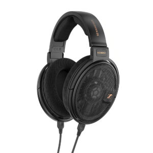 Yüksek kaliteli Sennheiser HD 660S2 kulaklık, üstün ses netliği ve konfor sağlar. Profesyonel ve müzik tutkunları için ideal, yüksek çözünürlüklü dinleme deneyimi sunar.