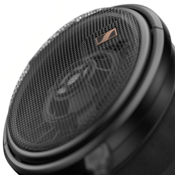 Yüksek kaliteli Sennheiser HD 660S2 kulaklık, üstün ses netliği ve konfor sunar, profesyonel ve müzik tutkunları için ideal yüksek sonik performans.