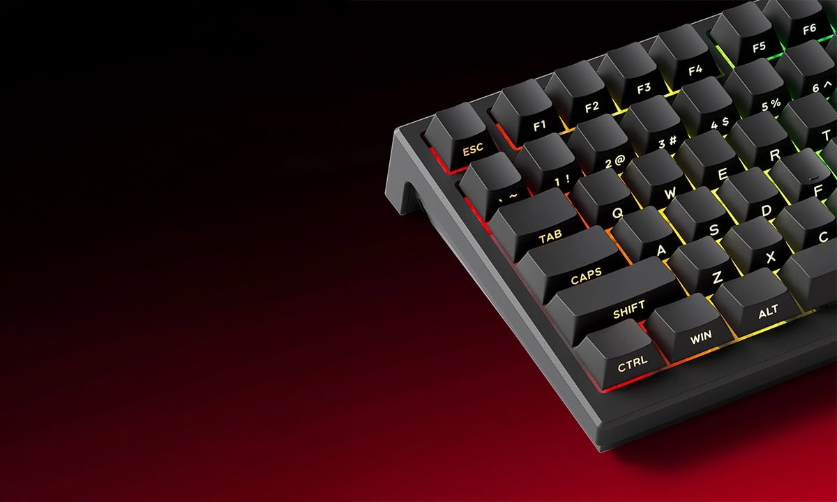 Yüksek kaliteli mekanik klavye, RGB aydınlatmalı tuşlar ve ergonomik tasarım, bilgisayar ve oyun tutkunları için ideal.