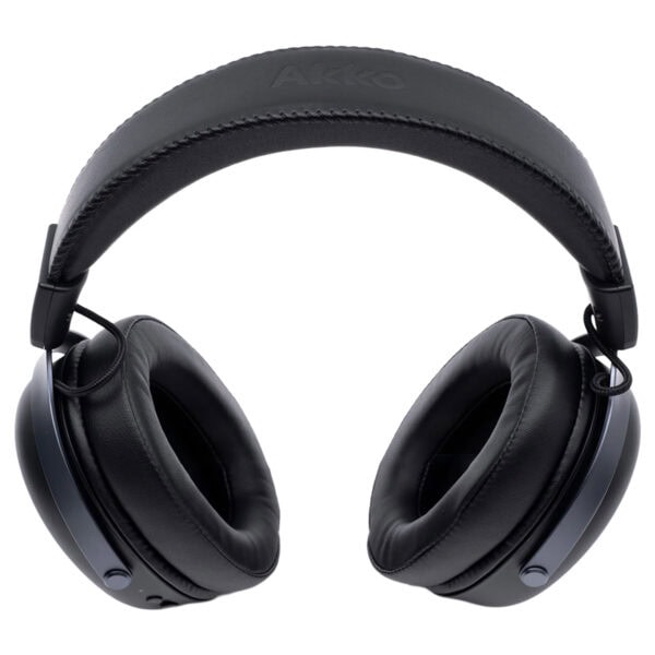 Kablosuz siyah over-ear kulaklık, yüksek ses kalitesi ve konforlu tasarımıyla müzik dinleme deneyimini artırır. Uzun pil ömrü ve hafif yapısıyla günlük kullanım için ideal.