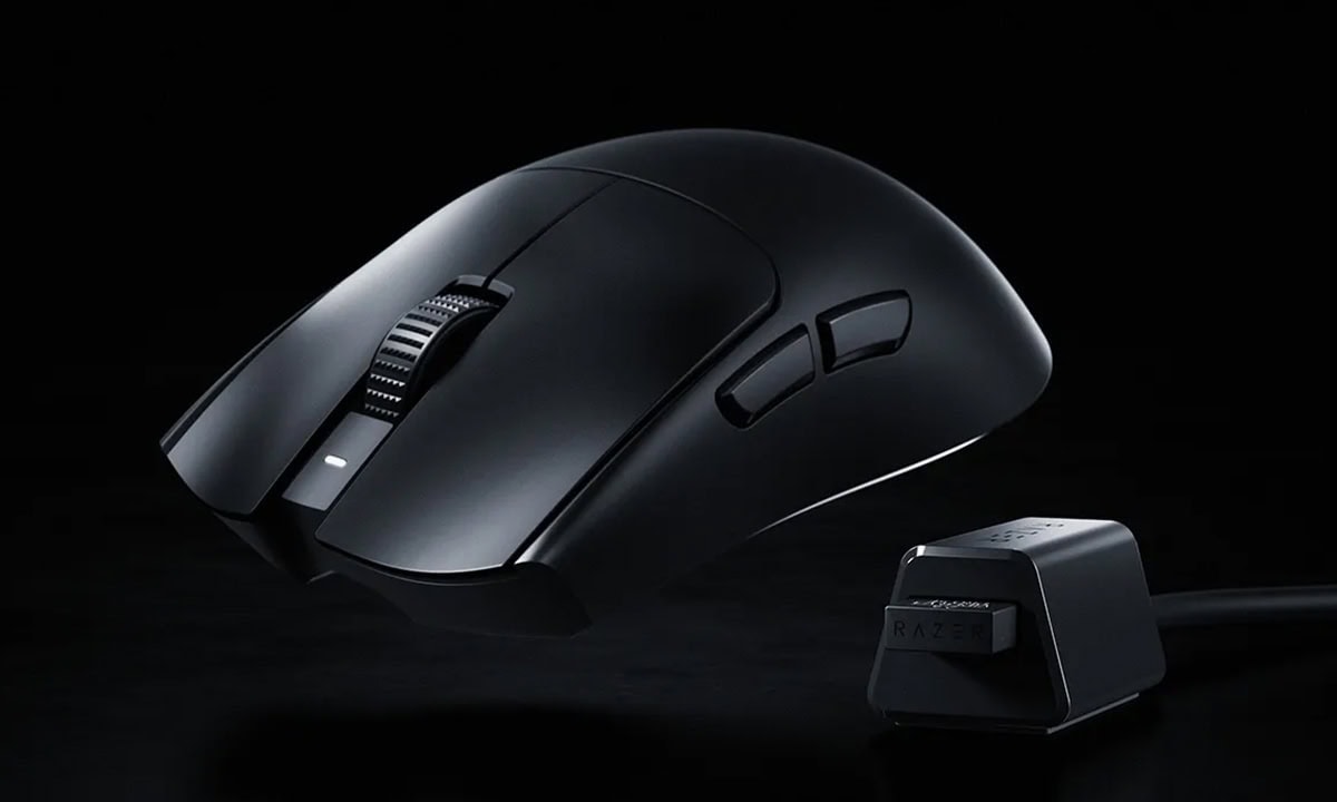 Razer Viper V3 Pro SE kablosuz oyun mouse'u, ergonomik tasarımı ve yüksek hassasiyetli sensörü ile profesyonel oyuncular için ideal.