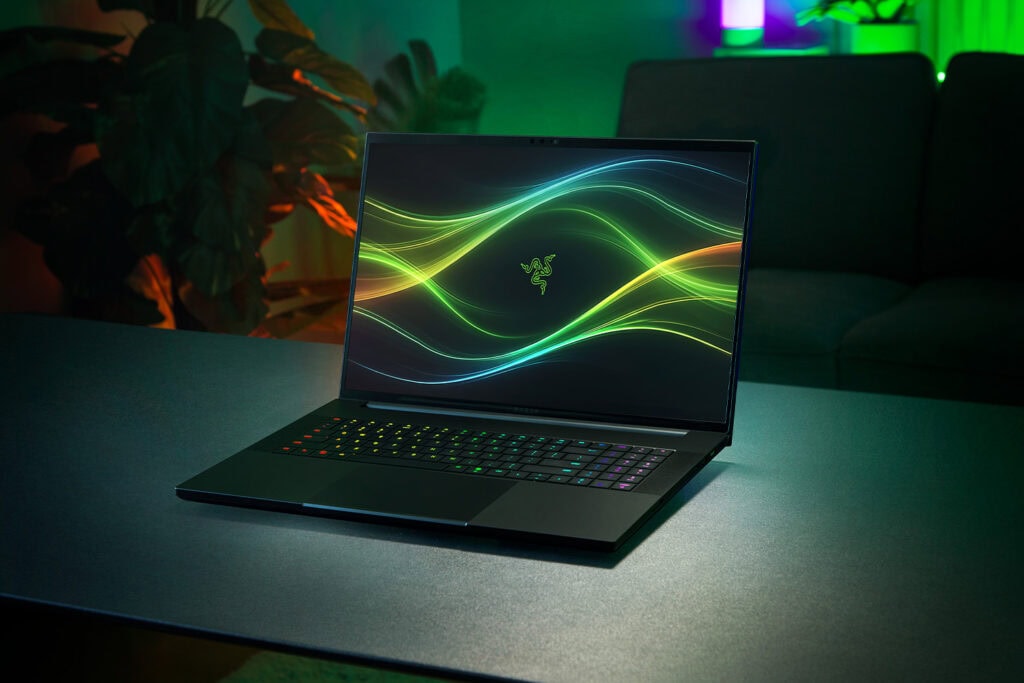 Https Medias P1.phoenix.razer.com Sys Master Phoenix Images Container H95 H4d 10064527720478 260514 Blade18 K12 Black 1500x1000 2
