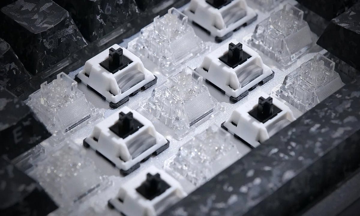 akko-5087-v5-tmr-glassy-carbon-fiber-white-tkl-prism-manyetik-switch-8k-hz-hall-effect-hotswap-argb-kablosuz-ingilizce-gaming-klavye